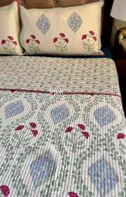 aenak-pink-poppy-printed-reversible-straight-quilted-bedcover-set-light-beige-base