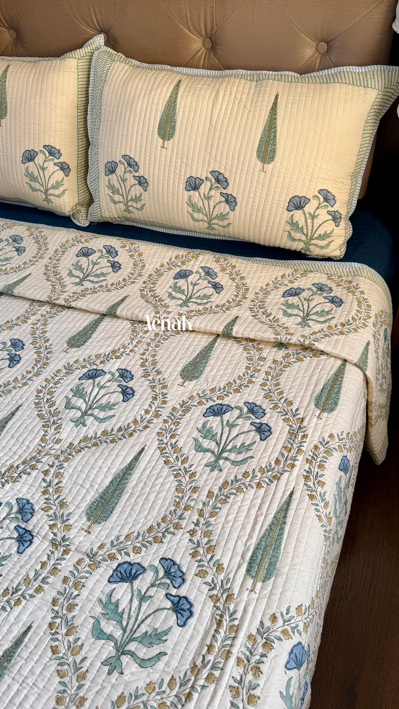 aenak-blue-poppy-jaal-handblock-printed-reversible-straight-quilted-bedcover-set-beige-base