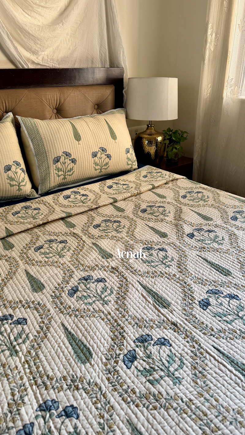 aenak-blue-poppy-jaal-handblock-printed-reversible-straight-quilted-bedcover-set-beige-base