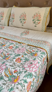 aenak-peach-anokhi-handblock-printed-reversible-quilted-bedcover-set