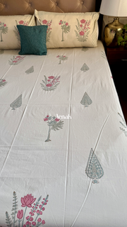 aenak-green-ashoka-handblock-printed-premium-cotton-bedsheet-set-beige-base