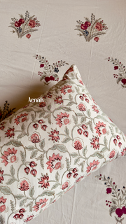 aenak-burgundy-anaar-handblock-bedsheet-quilt-combo-set-beige-base