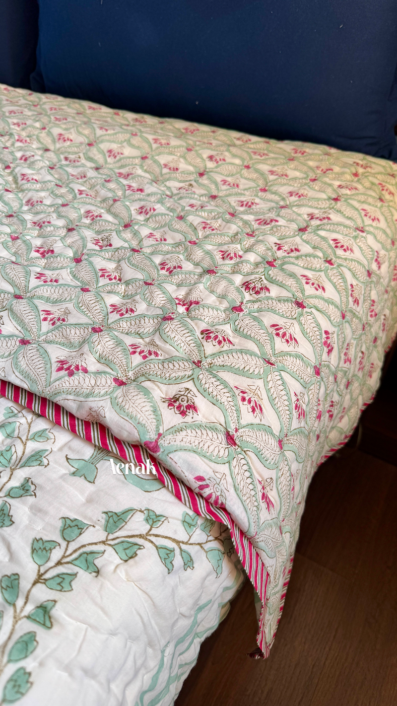 aenak-pink-poppy-handblock-printed-reversible-mulmul-cotton-quilt-light-beige-base