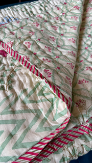 aenak-pink-poppy-handblock-printed-reversible-mulmul-cotton-quilt-light-beige-base