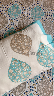 aenak-blue-jaal-handblock-bedsheet-quilt-combo-set