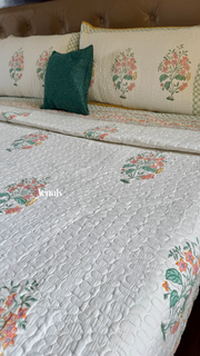 aenak-peach-anokhi-handblock-printed-reversible-quilted-bedcover-set