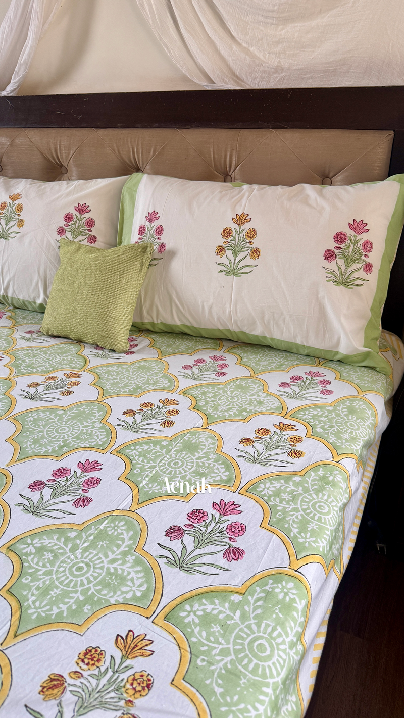 aenak-mint-green-yellow-handblock-printed-premium-cotton-fitted-bedsheet-set