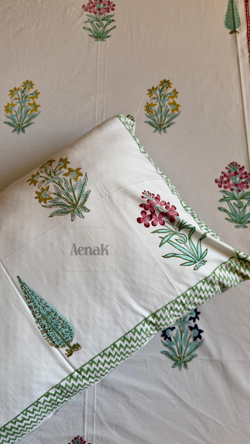 aenak-madhumati-handblock-bedsheet-quilted-bedcover-combo-set