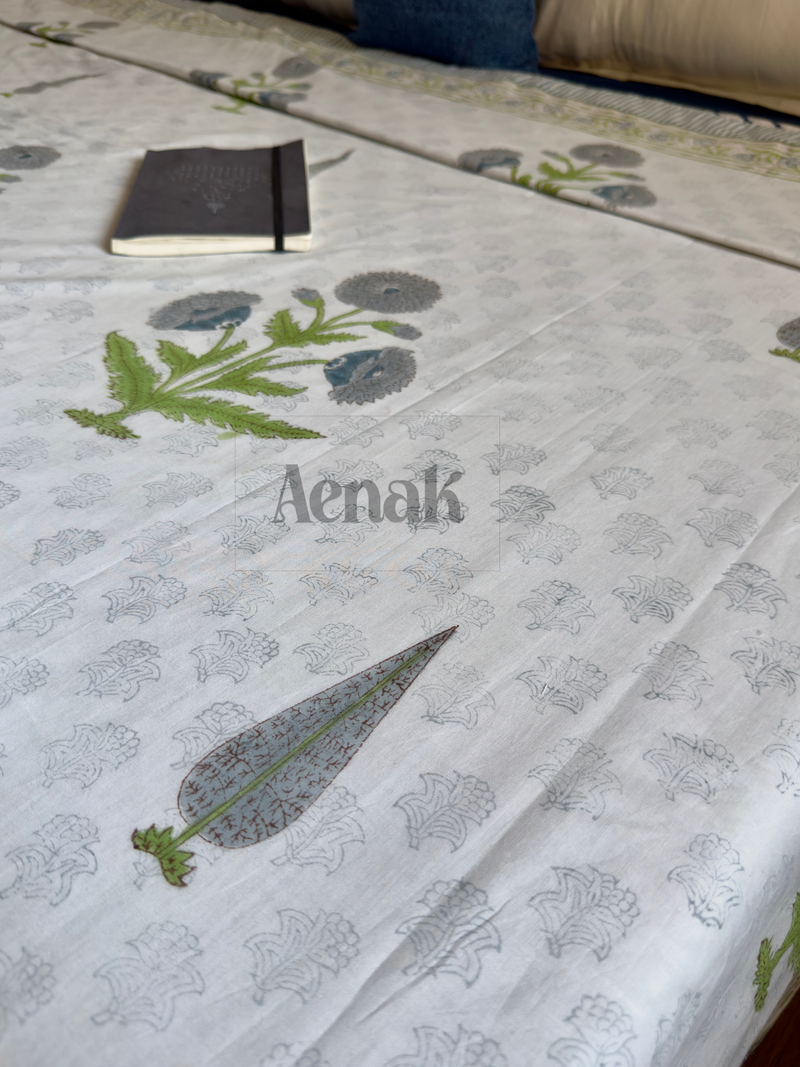 aenak-blue-dahlia-handblock-bedsheet-dohar-combo-set