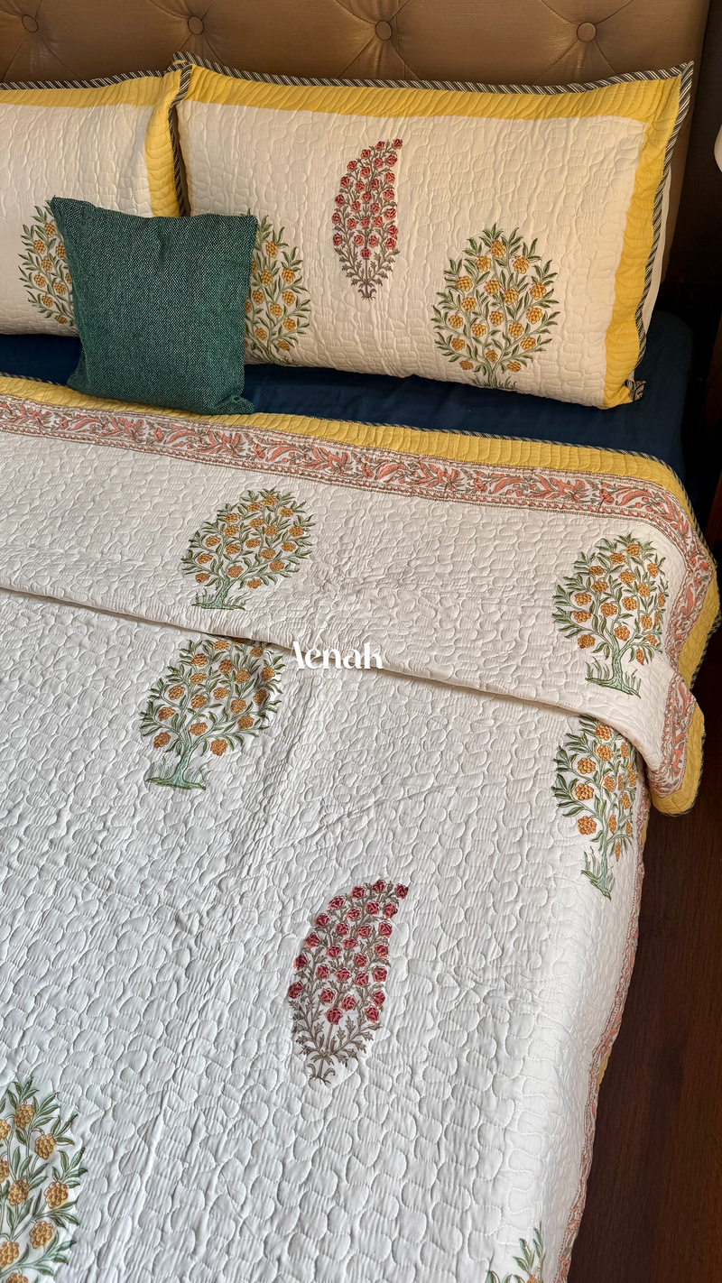 aenak-yellow-red-phool-boota-handblock-printed-reversible-quilted-bedcover-set-105x108