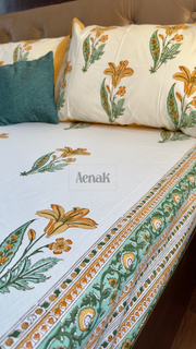 aenak-yellow-lily-handblock-bedsheet-quilted-bedcover-combo-set