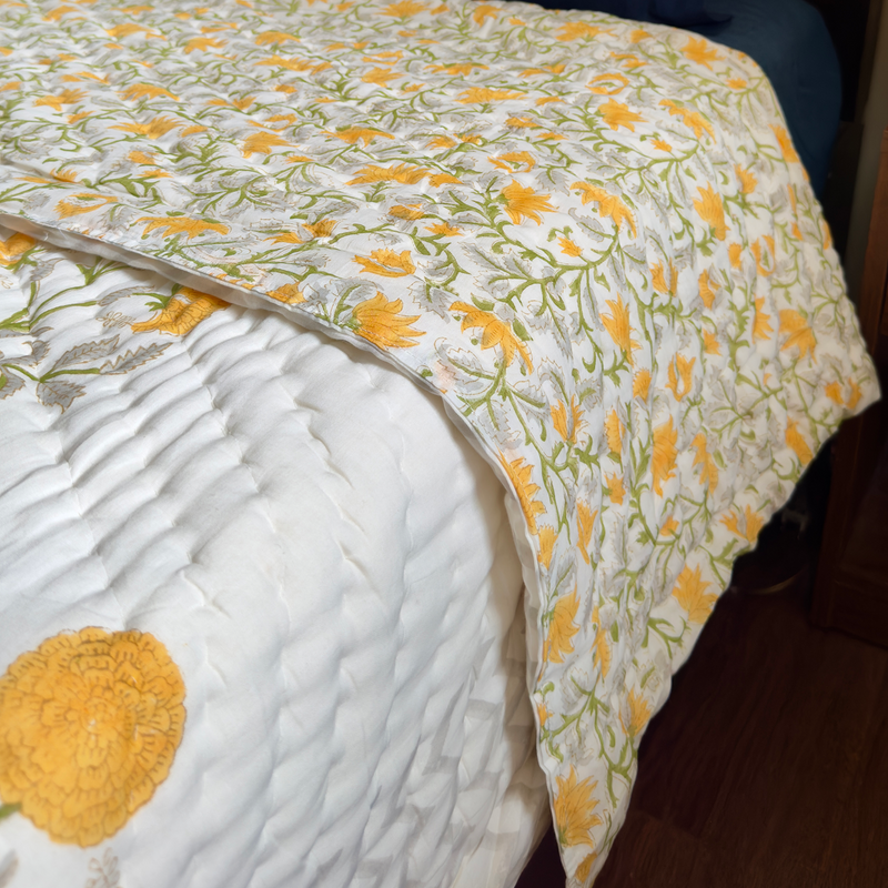 aenak-yellow-marigold-handblock-bedsheet-quilt-combo-set