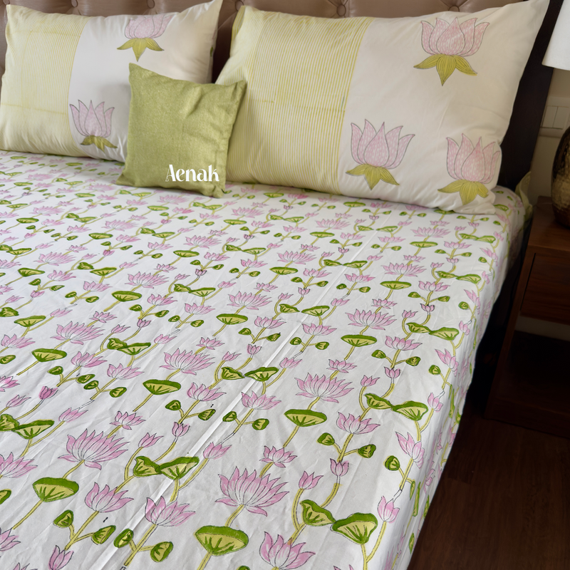 aenak-pichwai-lotus-handblock-printed-premium-cotton-set-bedsheet