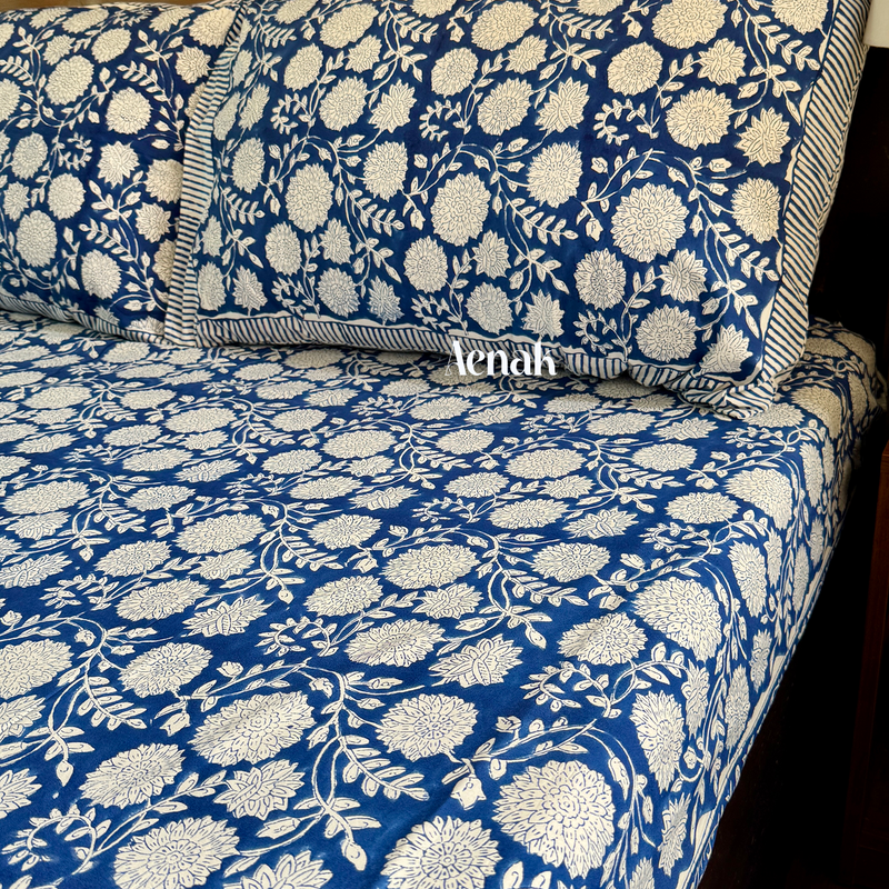aenak-blue-floral-garden-handblock-printed-premium-cotton-set-bedsheet