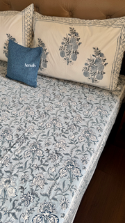 aenak-blue-phool-boota-handblock-premium-cotton-fitted-bedsheet-set