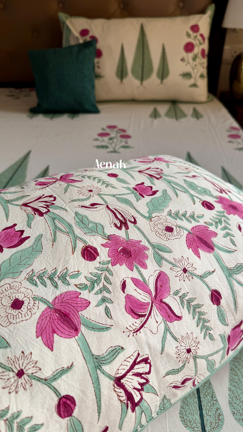 aenak-magenta-floral-garden-handblock-printed-premium-cotton-bedsheet-set-ivory-base