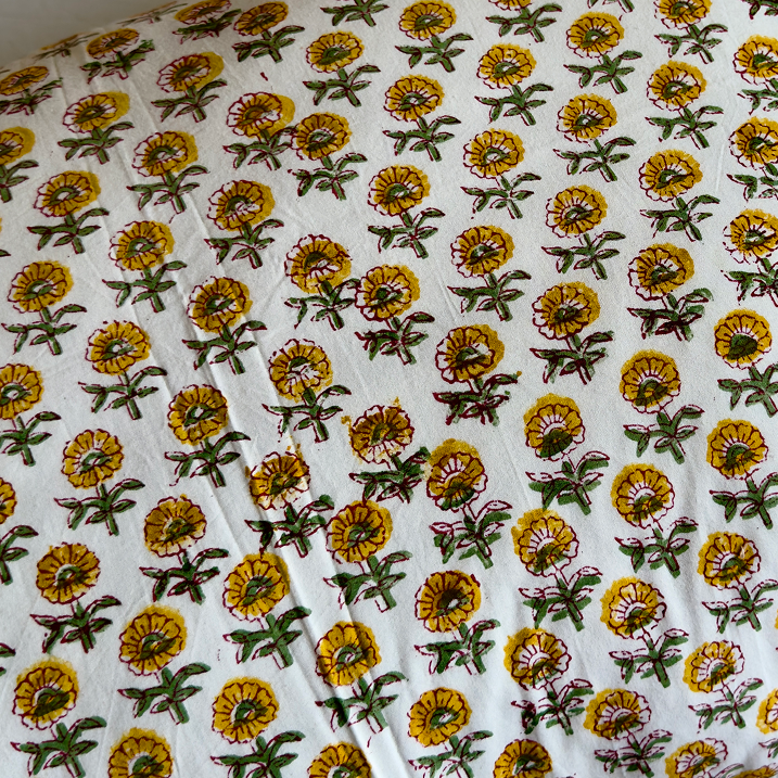 aenak-yellow-bodhi-tree-handblock-printed-premium-cotton-fitted-bedsheet-set