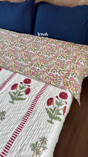 aenak-red-dahlia-handblock-bedsheet-quilt-combo-set