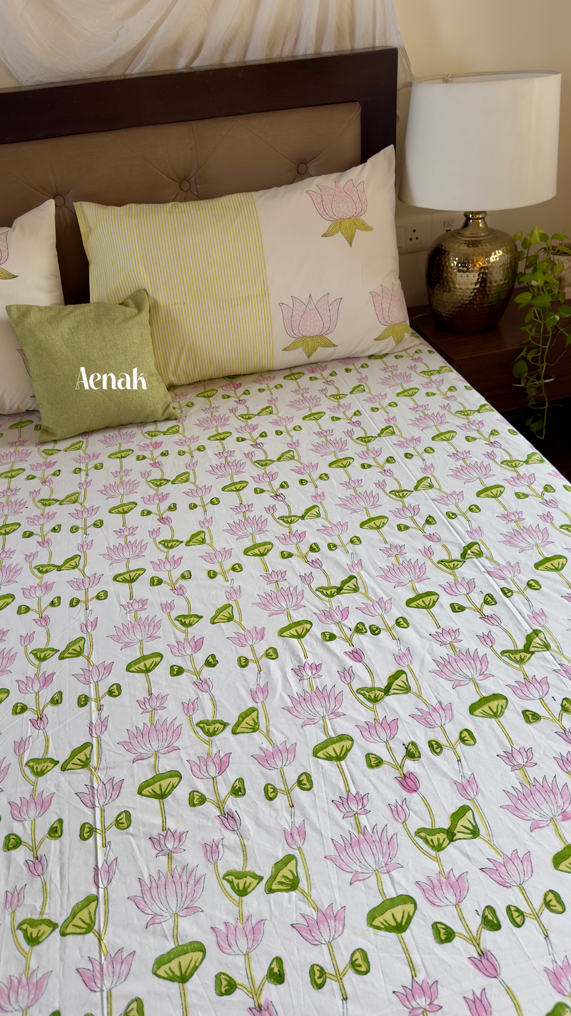 aenak-pichwai-lotus-handblock-bedsheet-dohar-combo-set