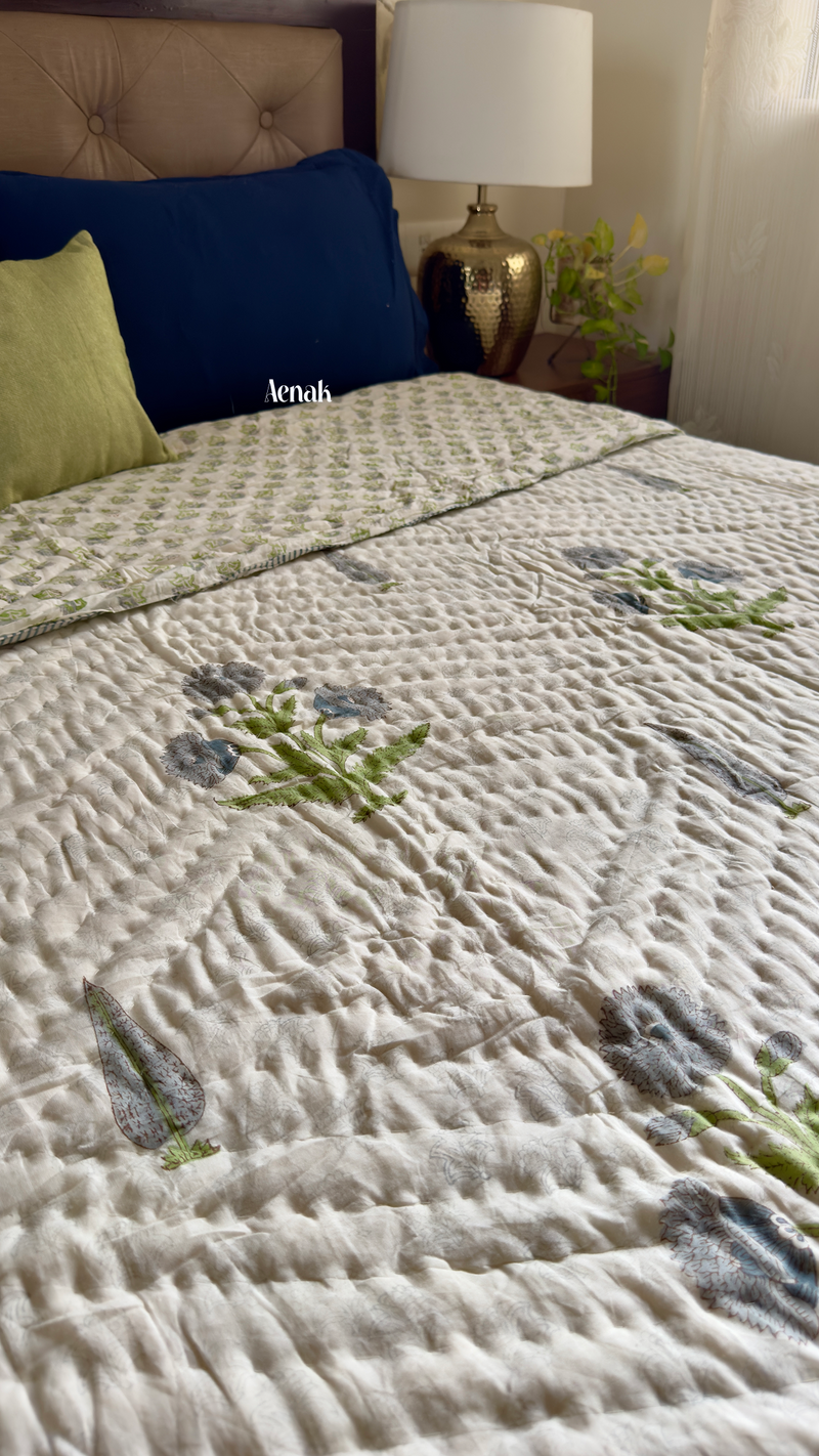 aenak-handblock-printed-king-size-reversible-mulmul-cotton-quilt-opy