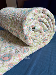 aenak-pink-kairi-handblock-bedsheet-quilt-combo-set