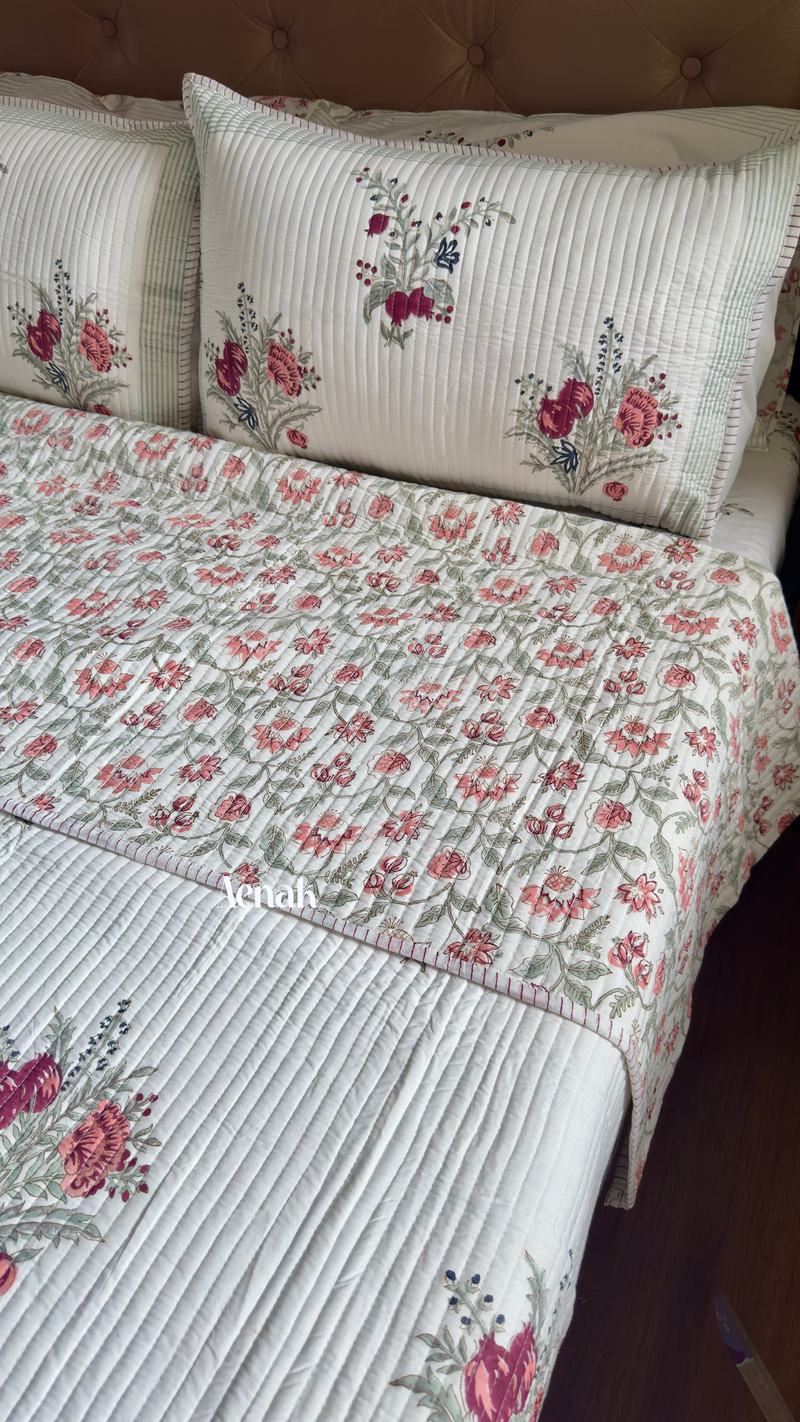 aenak-burgundy-anaar-handblock-printed-reversible-straight-quilted-bedcover-set