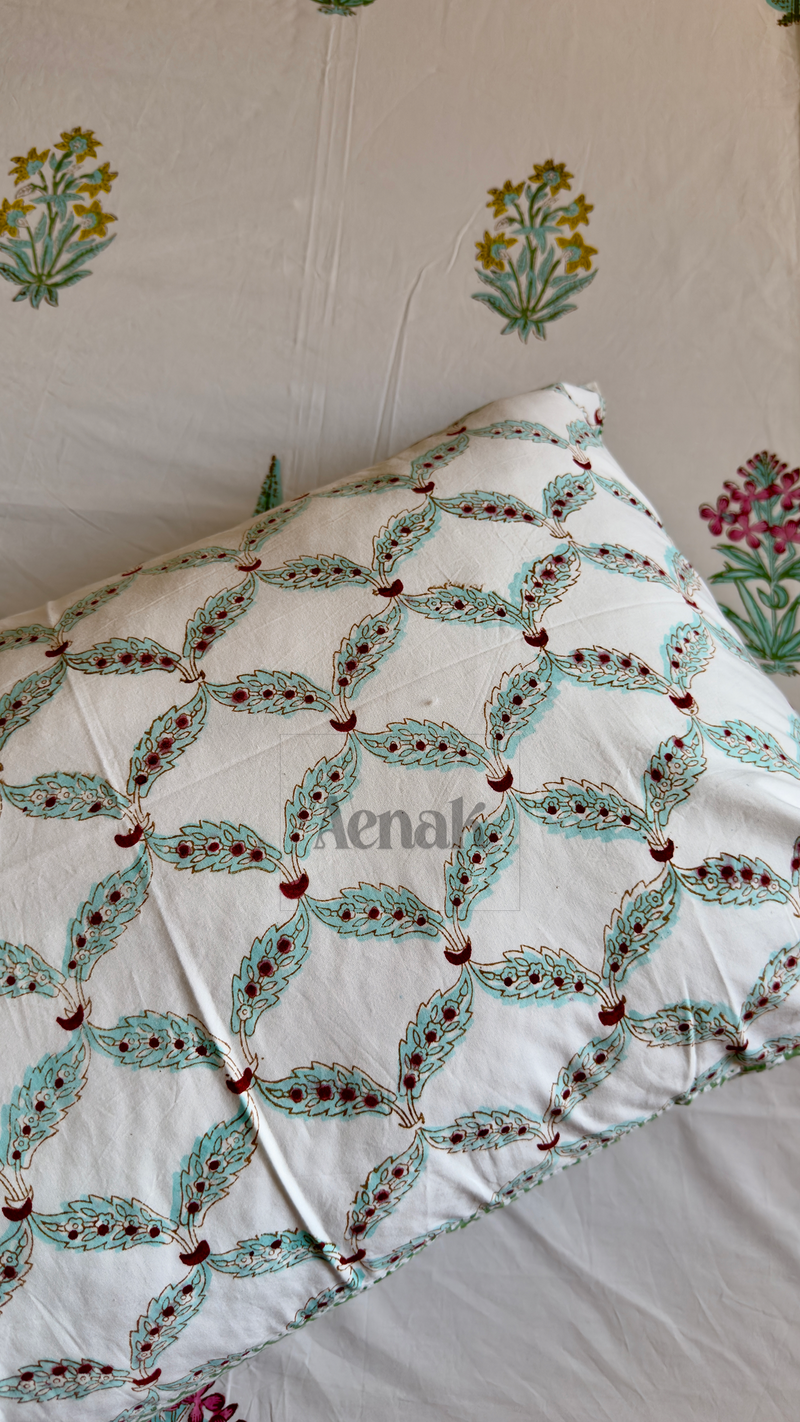 aenak-madhumati-handblock-bedsheet-quilt-combo-set