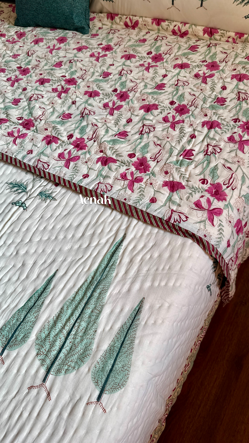 aenak-magenta-floral-garden-handblock-printed-reversible-mulmul-cotton-quilt-ivory-base
