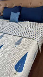 aenak-grey-magenta-handblock-printed-reversible-mulmul-cotton-quilt-copy