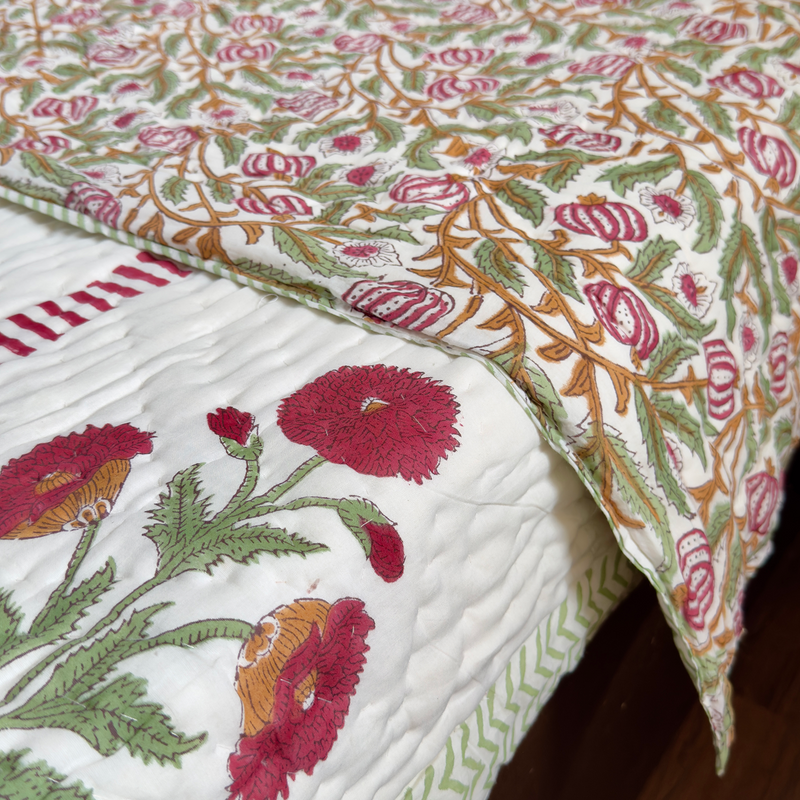 aenak-red-dahlia-handblock-bedsheet-quilt-combo-set