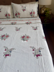 aenak-burgundy-anaar-handblock-printed-reversible-straight-quilted-bedcover-set