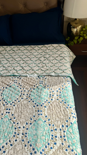 aenak-handblock-printed-king-size-reversible-mulmul-cotton-quilt-5