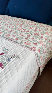 aenak-burgundy-anaar-handblock-bedsheet-quilt-combo-set