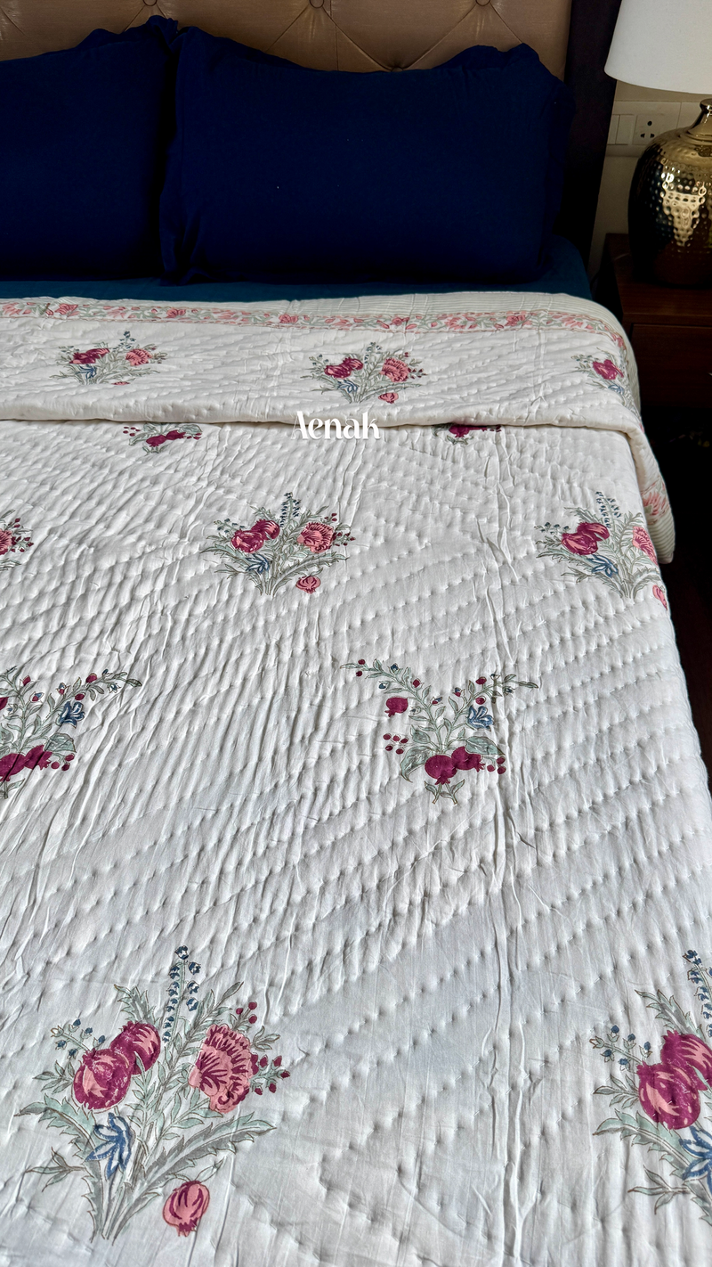 aenak-burgundy-anaar-handblock-bedsheet-quilt-combo-set