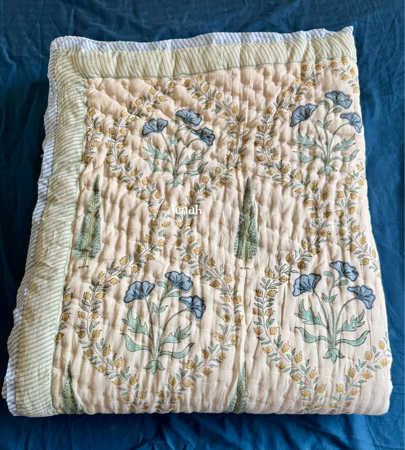 aenak-blue-poppy-handblock-printed-reversible-mulmul-cotton-quilt-beige-base