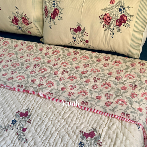 aenak-burgundy-anaar-handblock-bedsheet-quilt-combo-set-beige-base