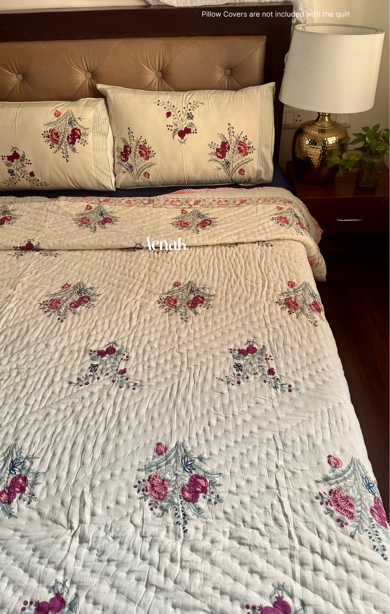 aenak-burgundy-anaar-handblock-printed-reversible-mulmul-cotton-quilt-beige-base