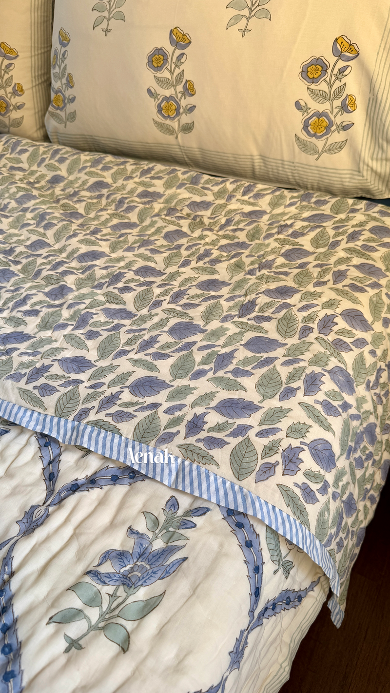 aenak-blue-periwinkle-handblock-printed-reversible-mulmul-cotton-quilt-beige-base