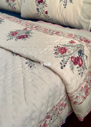 aenak-burgundy-anaar-handblock-bedsheet-quilt-combo-set-beige-base