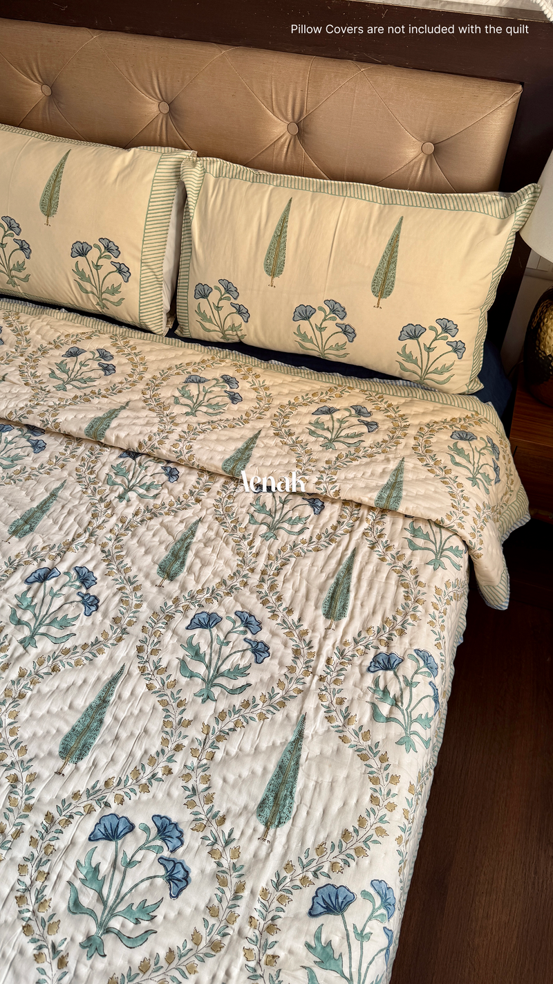 aenak-blue-poppy-handblock-printed-reversible-mulmul-cotton-quilt-beige-base
