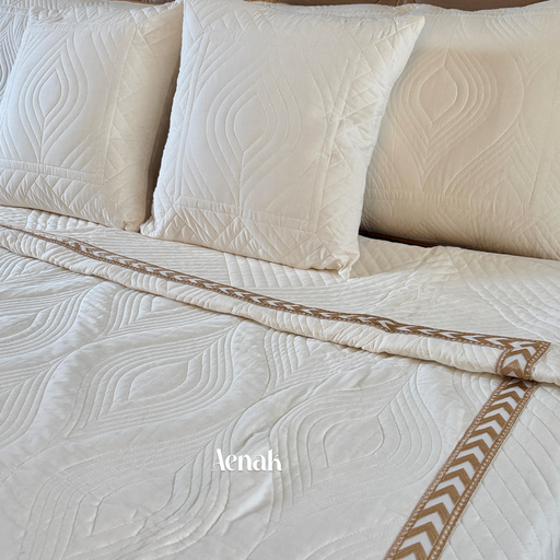 aenak-white-embossed-leaf-quilted-bedcover-with-brown-lace