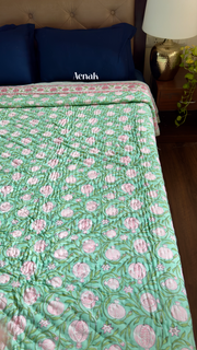 aenak-anaar-baag-handblock-bedsheet-quilt-combo-set