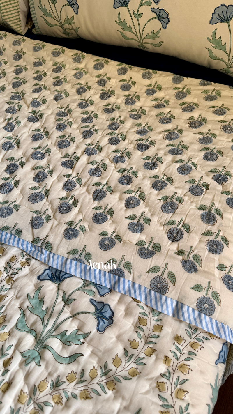 aenak-blue-poppy-handblock-printed-reversible-mulmul-cotton-quilt-beige-base
