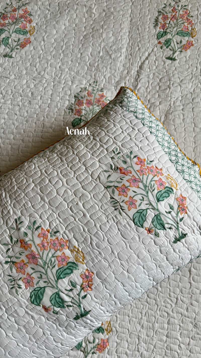 aenak-peach-anokhi-handblock-printed-reversible-quilted-bedcover-set