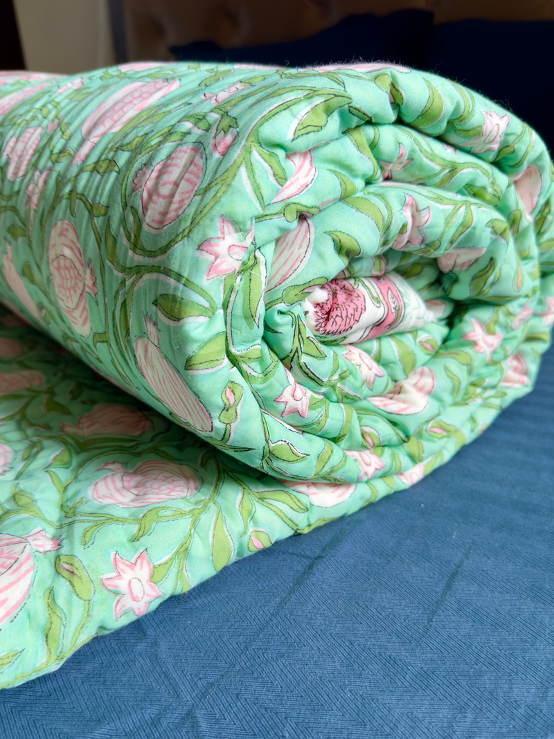 aenak-anaar-baag-handblock-printed-reversible-mulmul-cotton-quilt
