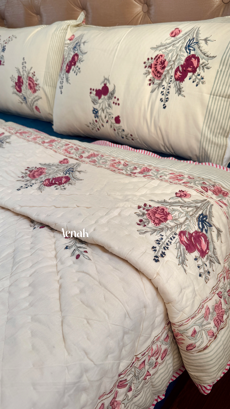 aenak-burgundy-anaar-handblock-printed-reversible-mulmul-cotton-quilt-beige-base
