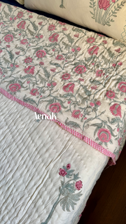 aenak-green-ashoka-handblock-printed-reversible-mulmul-cotton-quilt-beige-base