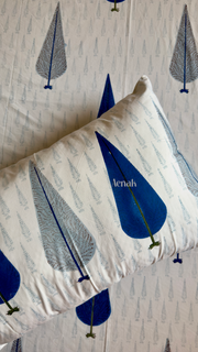 aenak-blue-cypress-bedsheet-quilt-combo-set