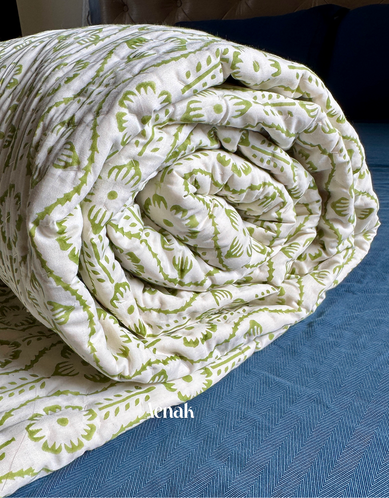 aenak-red-poppy-handblock-bedsheet-quilt-combo-set