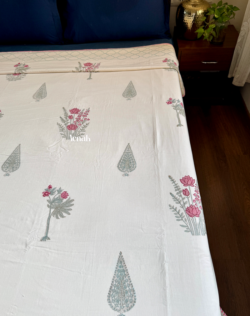 aenak-green-ashoka-handblock-printed-mulmul-cotton-reversible-dohar-beige-base